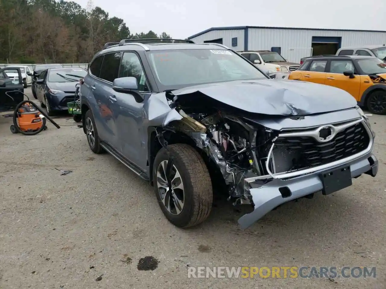 1 Photograph of a damaged car 5TDGZRAH8MS086545 TOYOTA HIGHLANDER 2021