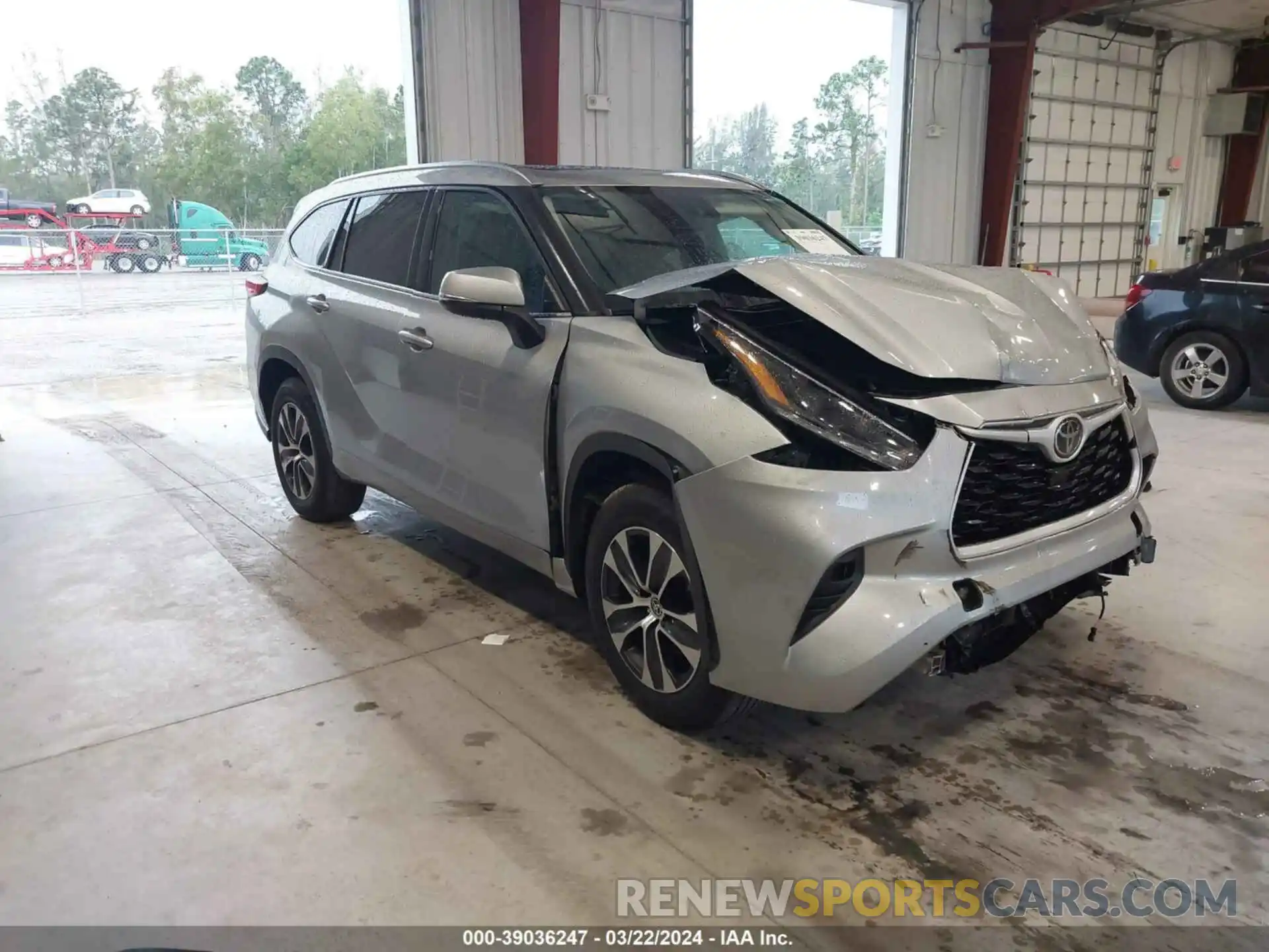 1 Photograph of a damaged car 5TDGZRAH8MS516476 TOYOTA HIGHLANDER 2021