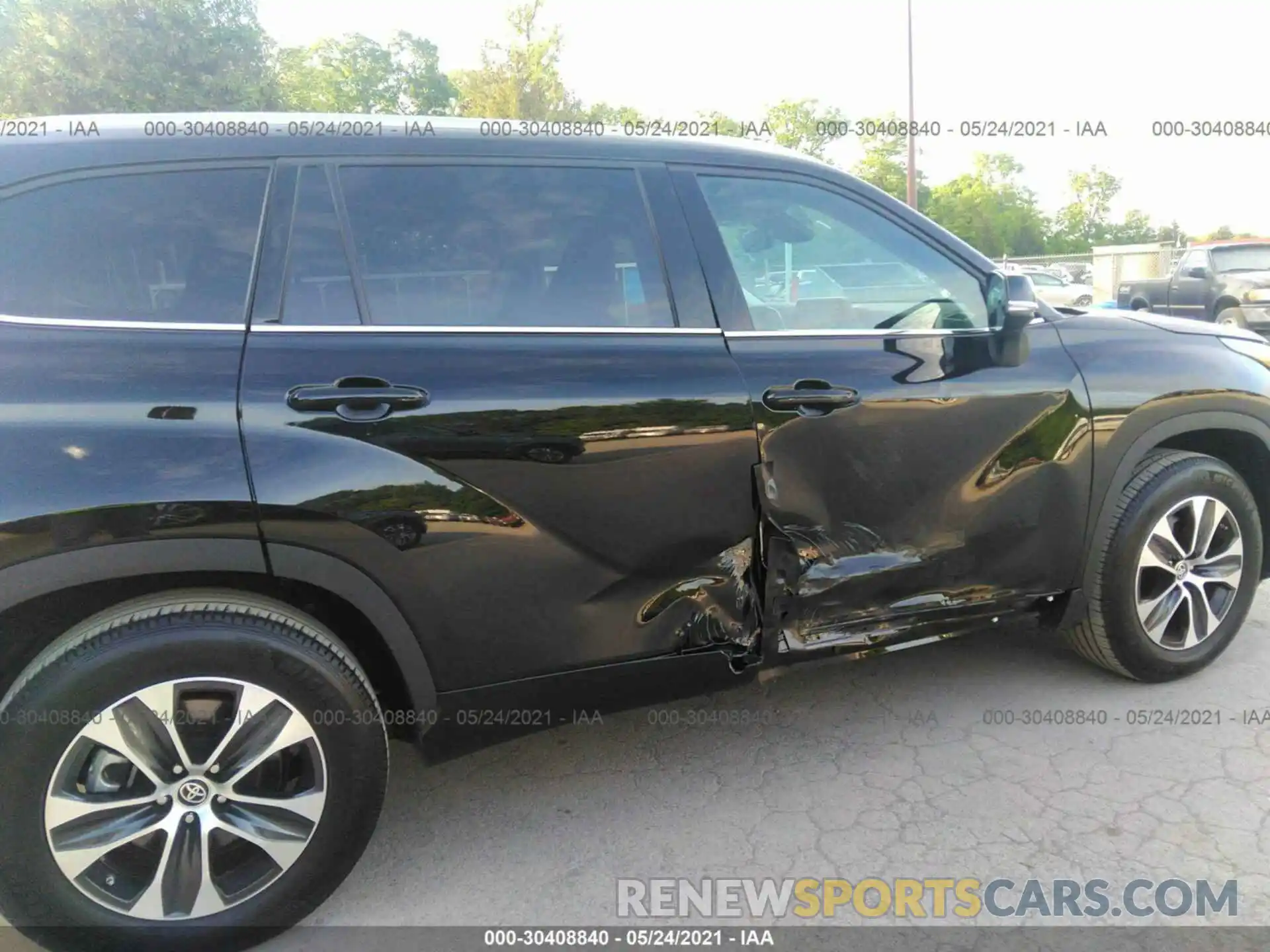 6 Photograph of a damaged car 5TDGZRAH8MS516834 TOYOTA HIGHLANDER 2021