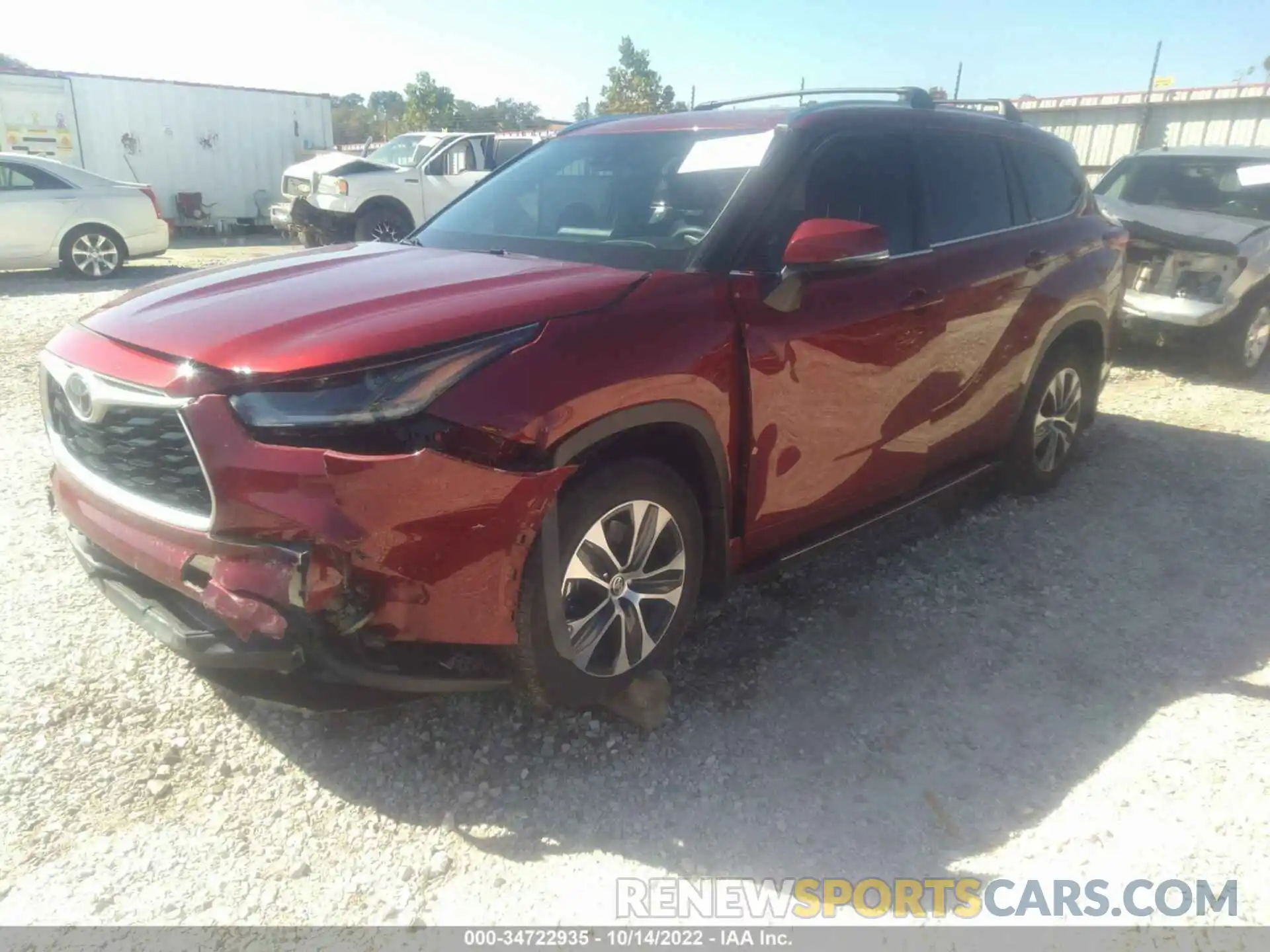 2 Photograph of a damaged car 5TDGZRAH8MS526215 TOYOTA HIGHLANDER 2021