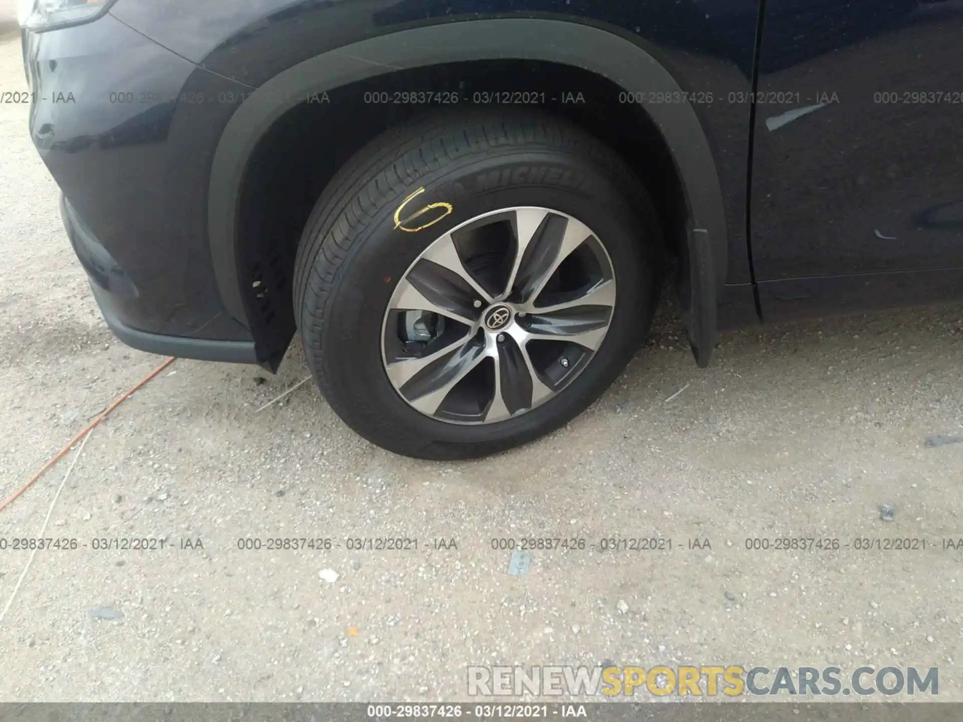 12 Photograph of a damaged car 5TDGZRAH9MS042148 TOYOTA HIGHLANDER 2021