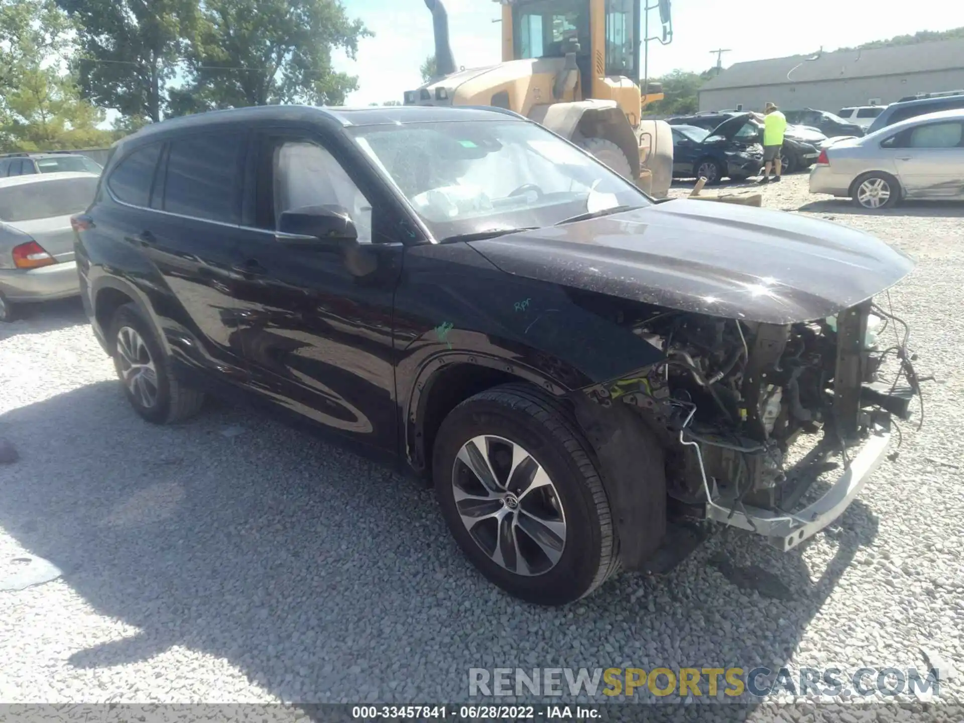 1 Photograph of a damaged car 5TDGZRAH9MS053196 TOYOTA HIGHLANDER 2021