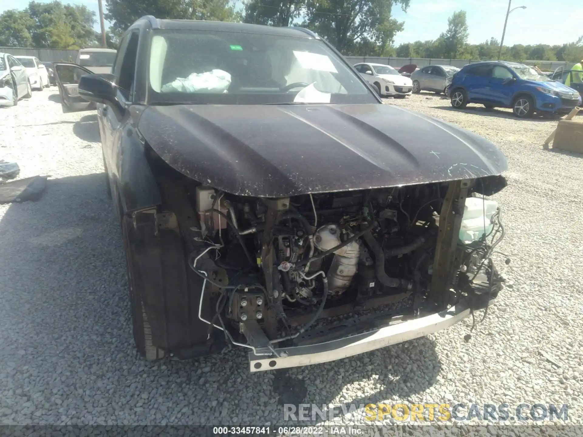 6 Photograph of a damaged car 5TDGZRAH9MS053196 TOYOTA HIGHLANDER 2021