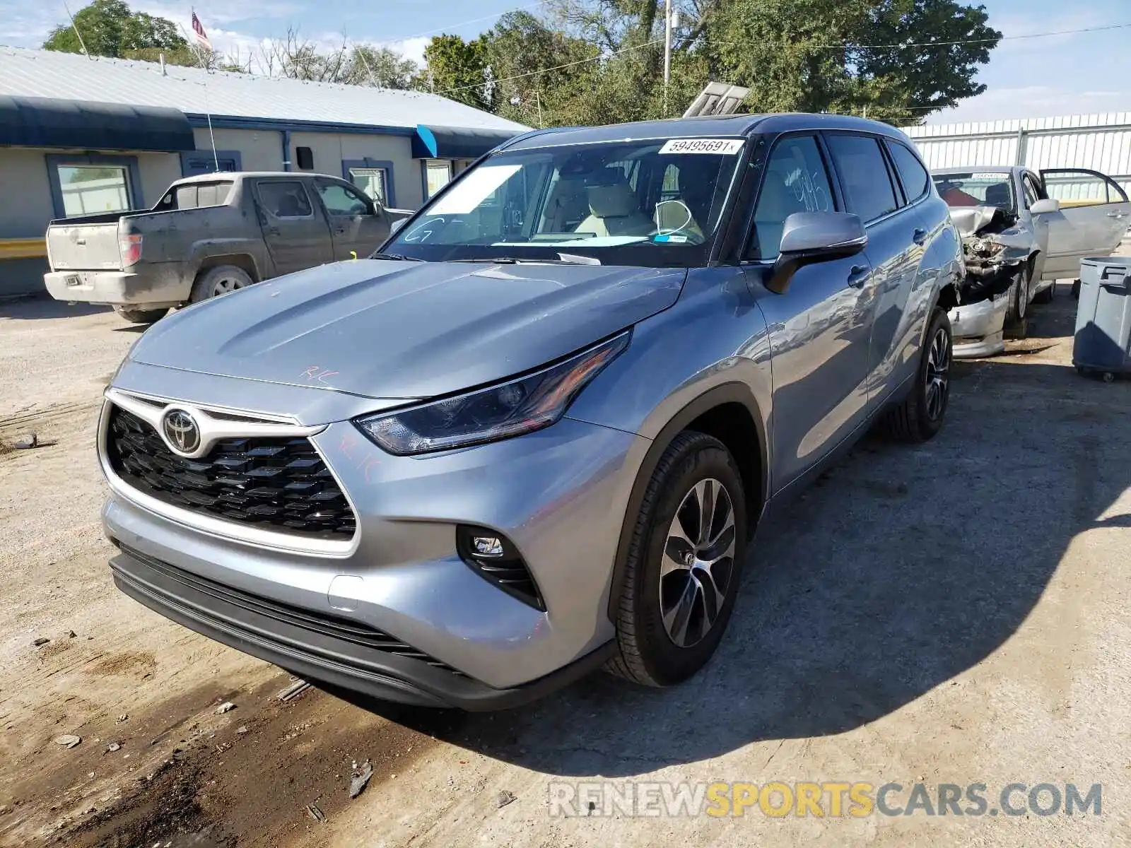 2 Photograph of a damaged car 5TDGZRAH9MS077708 TOYOTA HIGHLANDER 2021