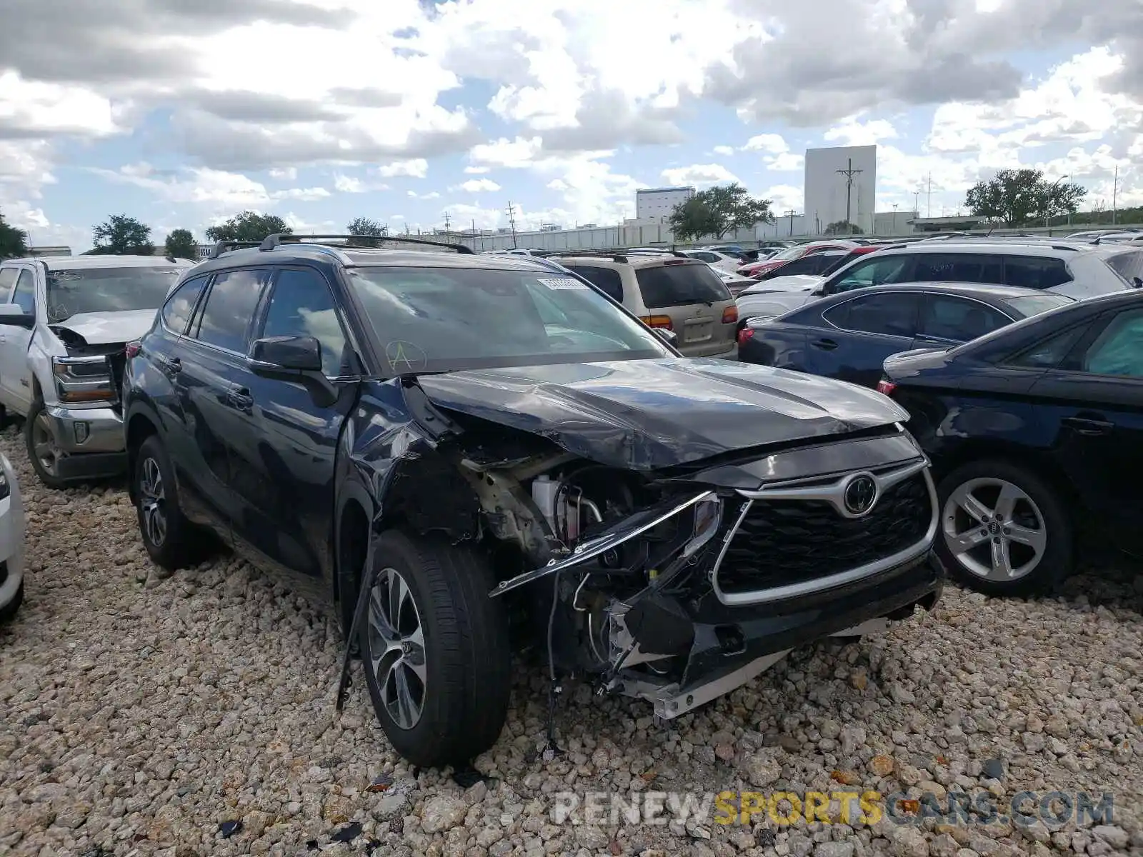 1 Photograph of a damaged car 5TDGZRAH9MS515076 TOYOTA HIGHLANDER 2021