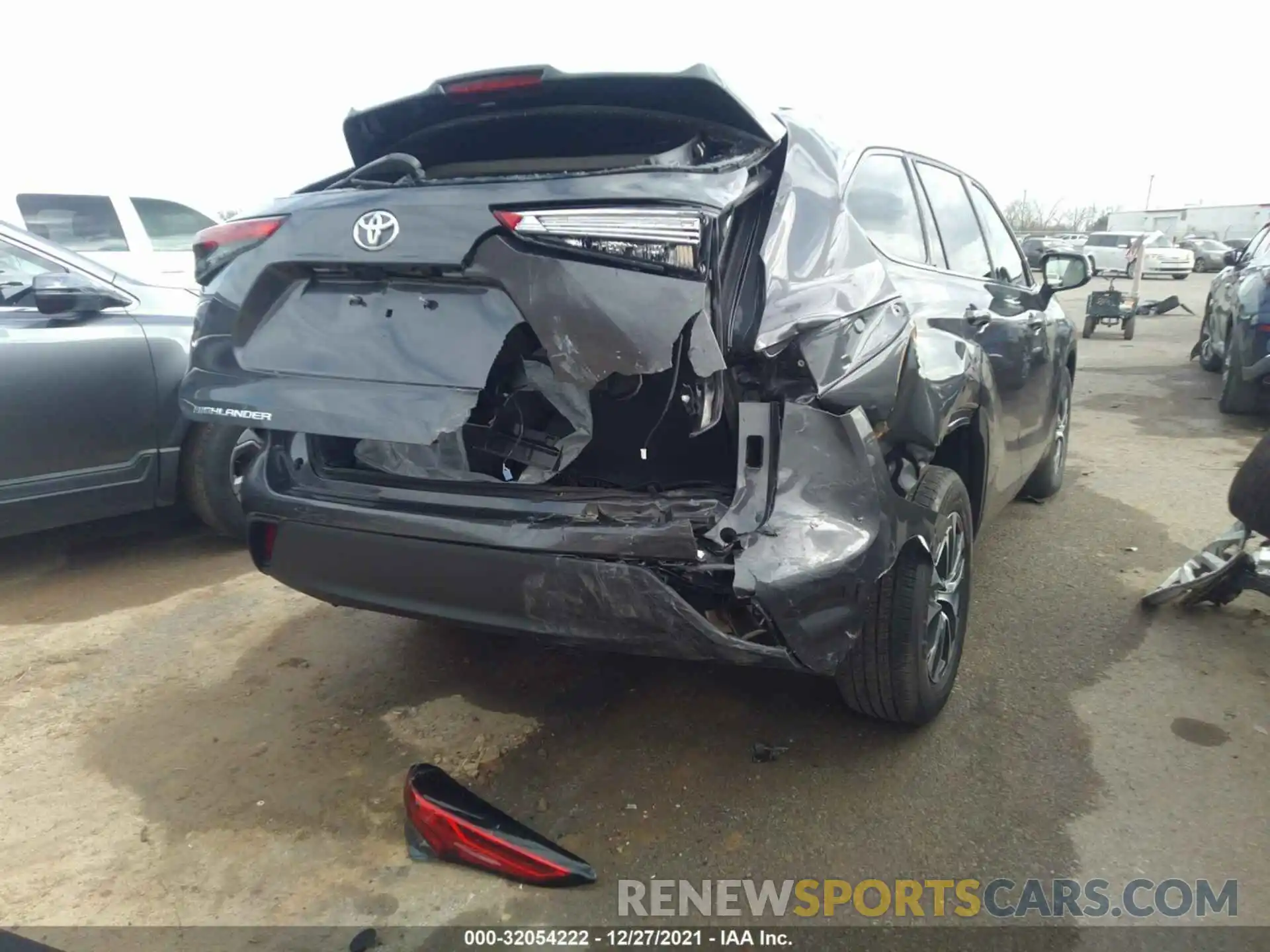 6 Photograph of a damaged car 5TDGZRAH9MS524702 TOYOTA HIGHLANDER 2021