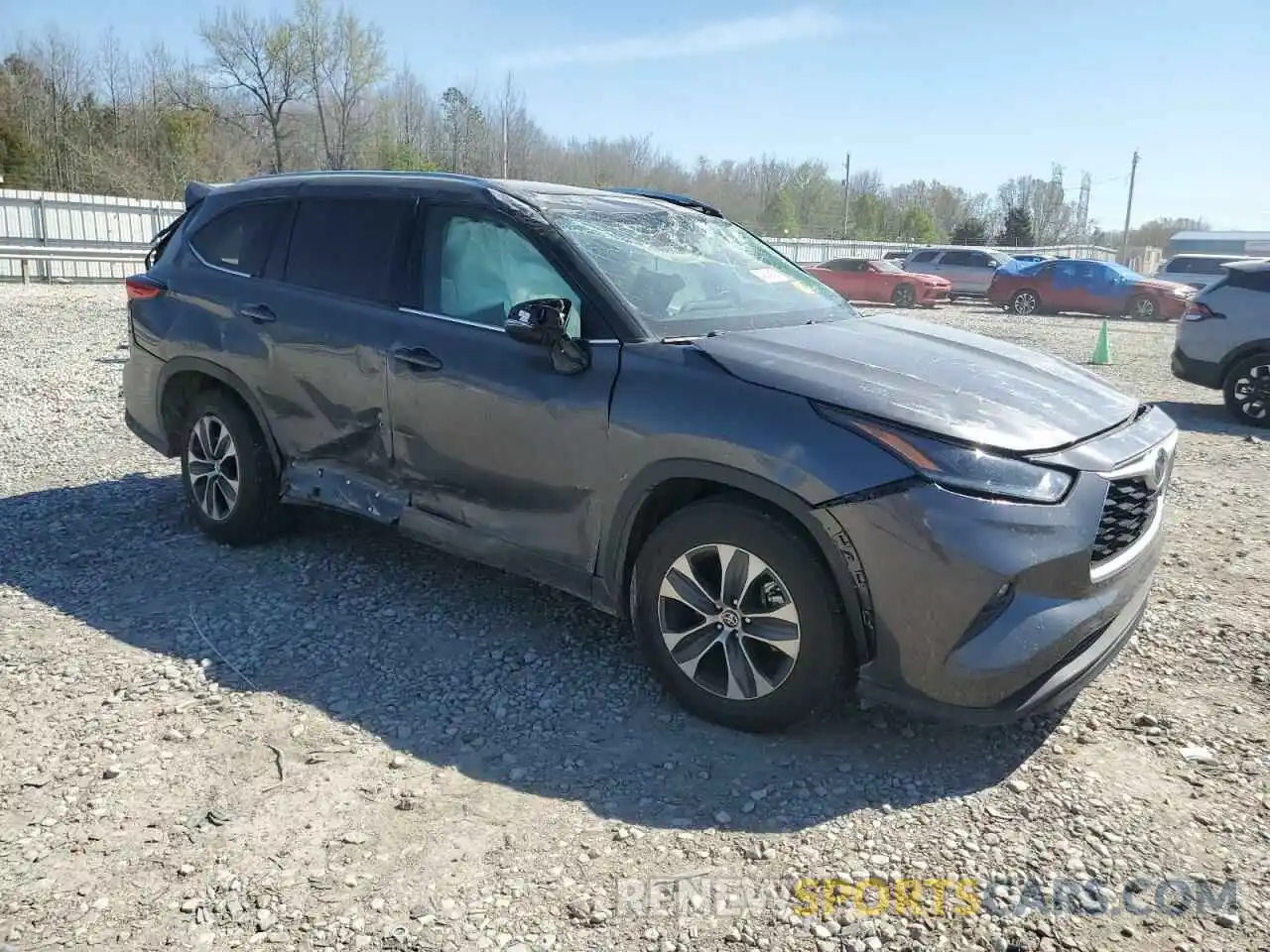 4 Photograph of a damaged car 5TDGZRAH9MS527616 TOYOTA HIGHLANDER 2021