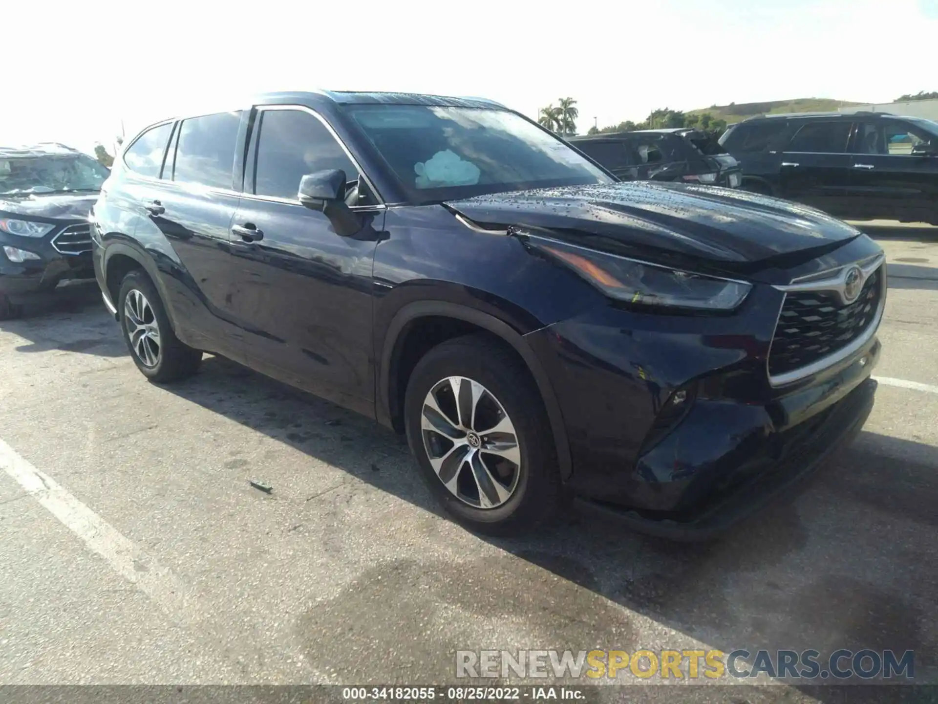 1 Photograph of a damaged car 5TDGZRAHXMS038528 TOYOTA HIGHLANDER 2021