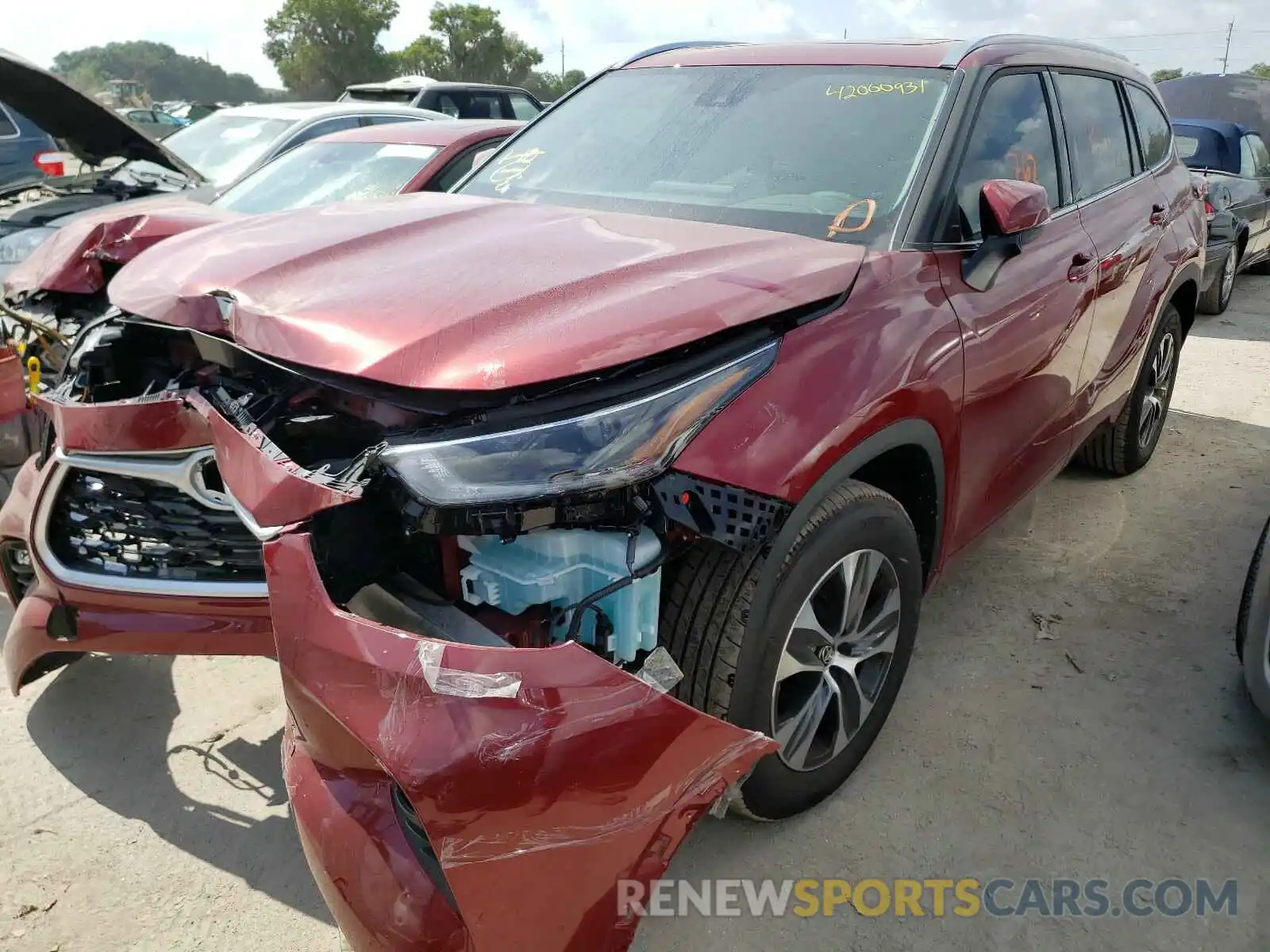 2 Photograph of a damaged car 5TDGZRAHXMS048587 TOYOTA HIGHLANDER 2021