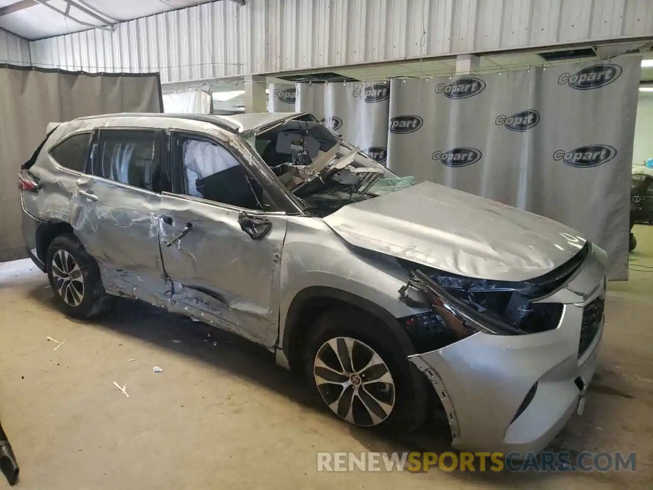 1 Photograph of a damaged car 5TDGZRAHXMS524062 TOYOTA HIGHLANDER 2021