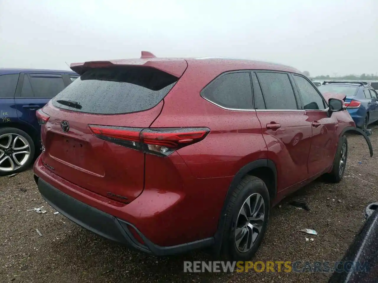 4 Photograph of a damaged car 5TDGZRBH0MS110013 TOYOTA HIGHLANDER 2021