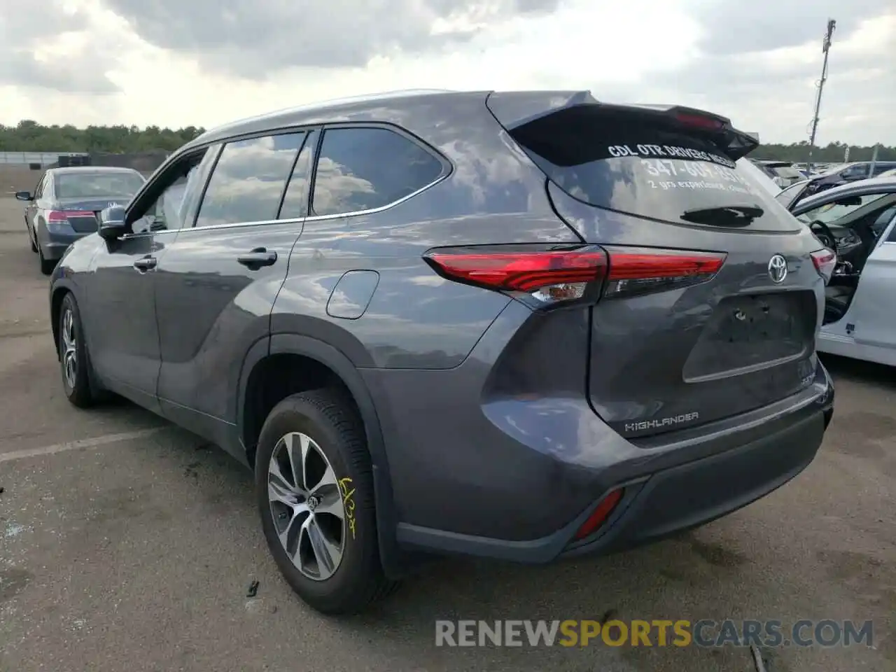 3 Photograph of a damaged car 5TDGZRBH0MS530998 TOYOTA HIGHLANDER 2021