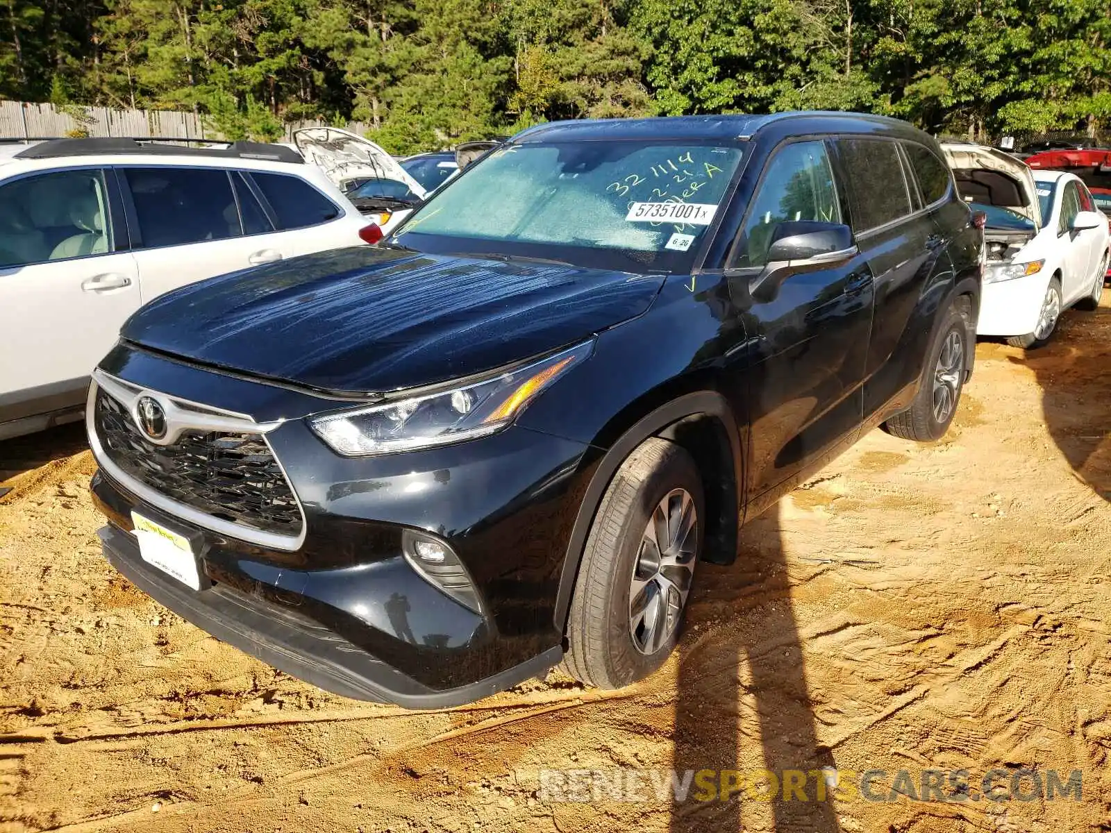 2 Photograph of a damaged car 5TDGZRBH0MS536784 TOYOTA HIGHLANDER 2021