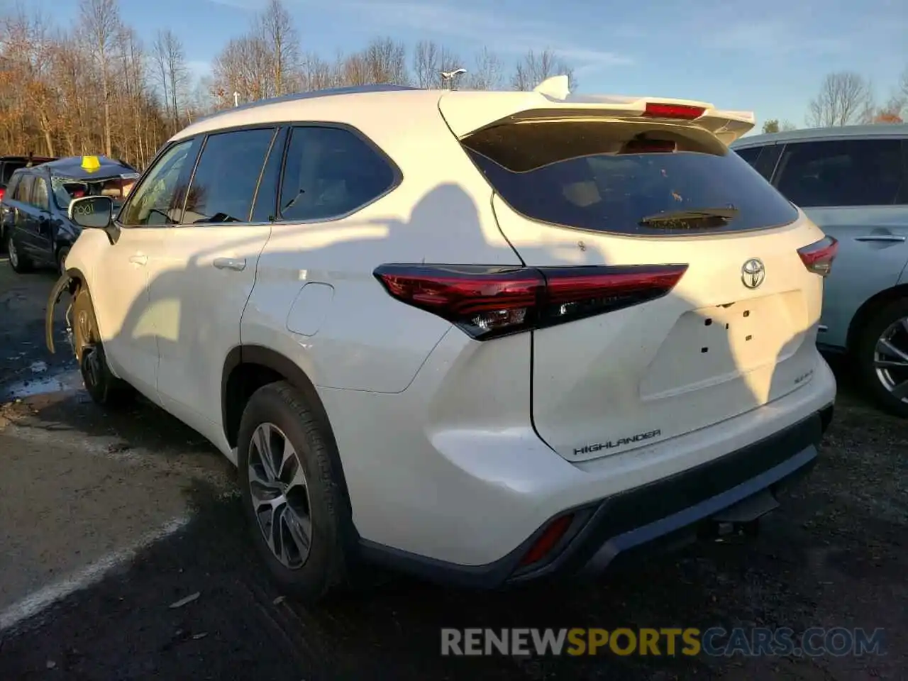 3 Photograph of a damaged car 5TDGZRBH0MS546442 TOYOTA HIGHLANDER 2021