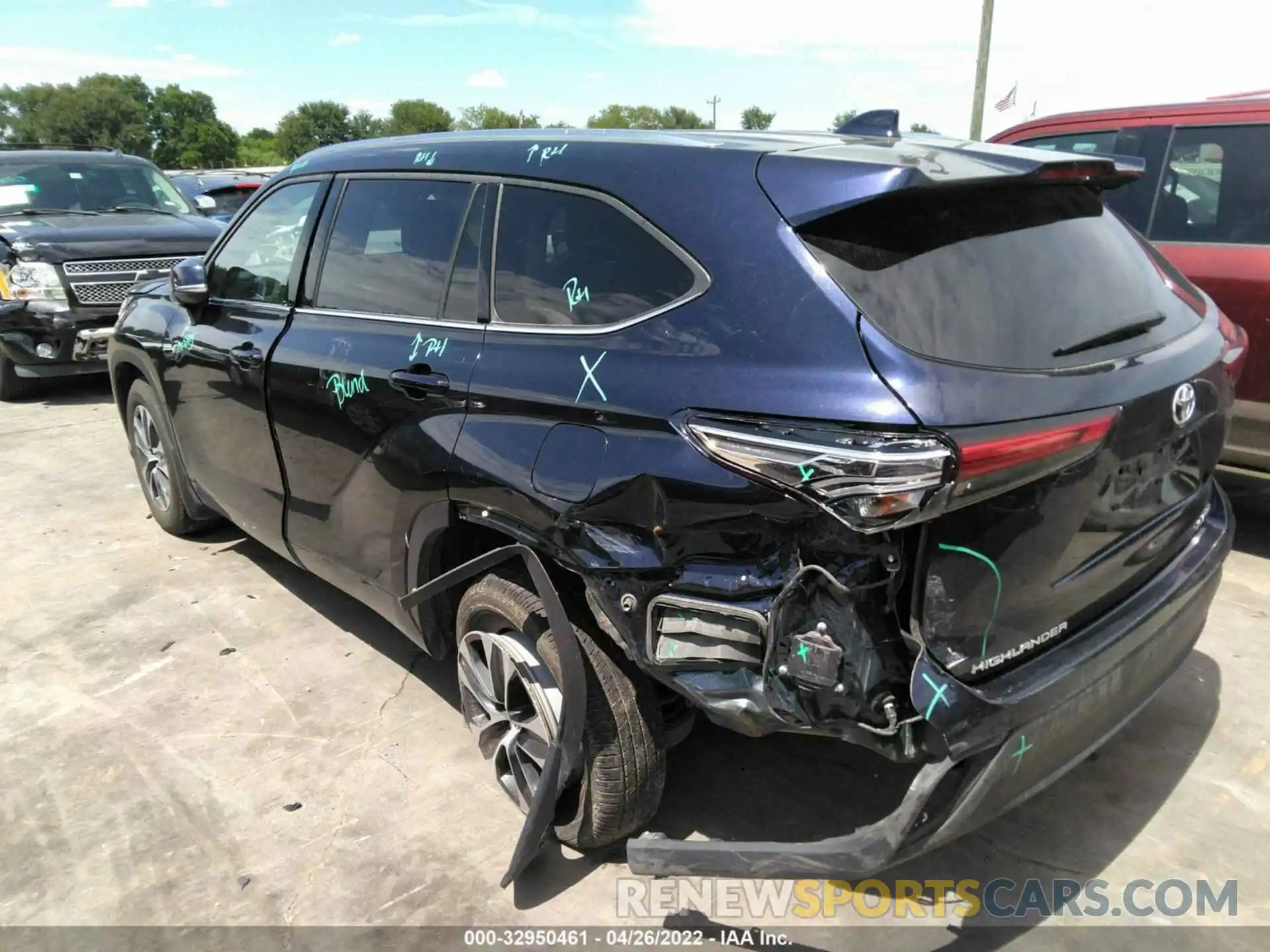 3 Photograph of a damaged car 5TDGZRBH1MS072811 TOYOTA HIGHLANDER 2021