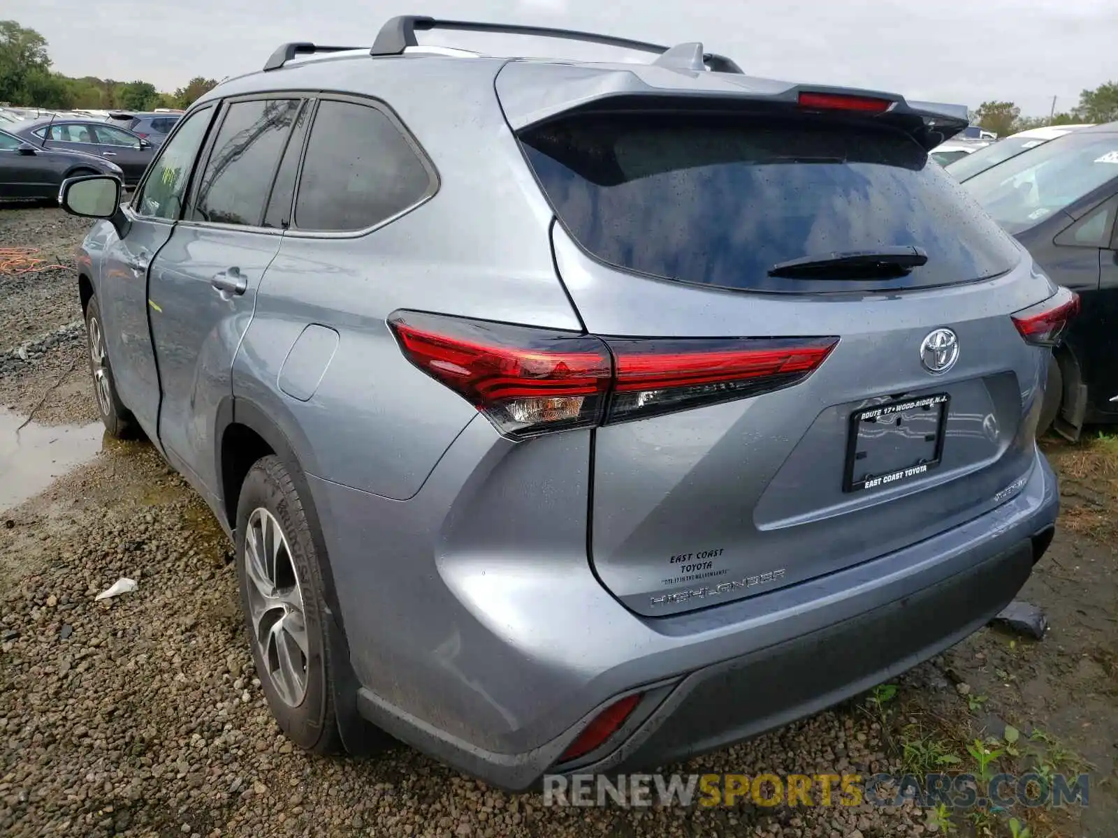 3 Photograph of a damaged car 5TDGZRBH1MS094789 TOYOTA HIGHLANDER 2021