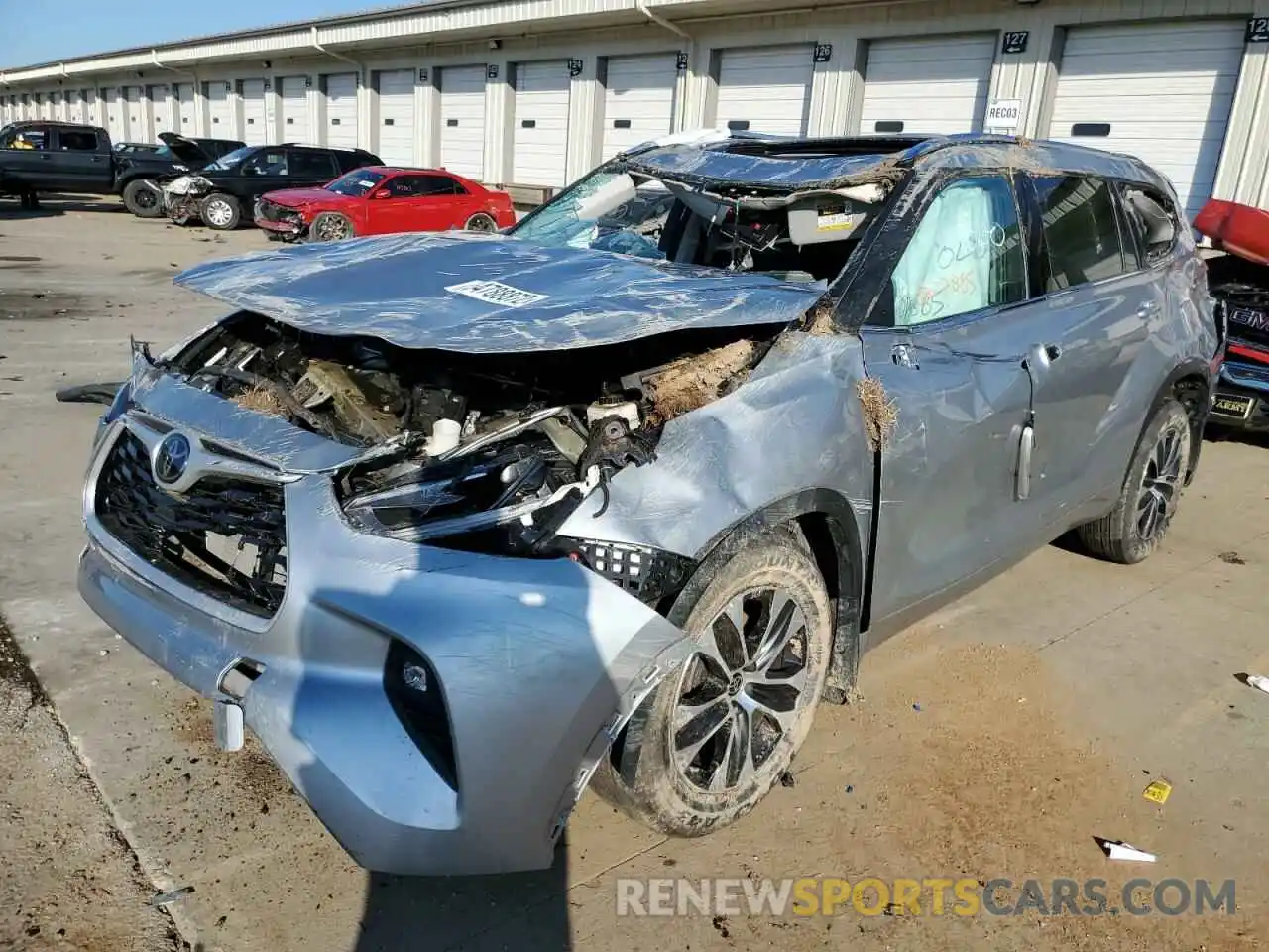 2 Photograph of a damaged car 5TDGZRBH1MS108755 TOYOTA HIGHLANDER 2021