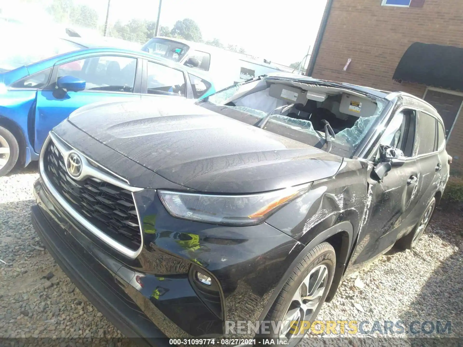 2 Photograph of a damaged car 5TDGZRBH1MS531884 TOYOTA HIGHLANDER 2021