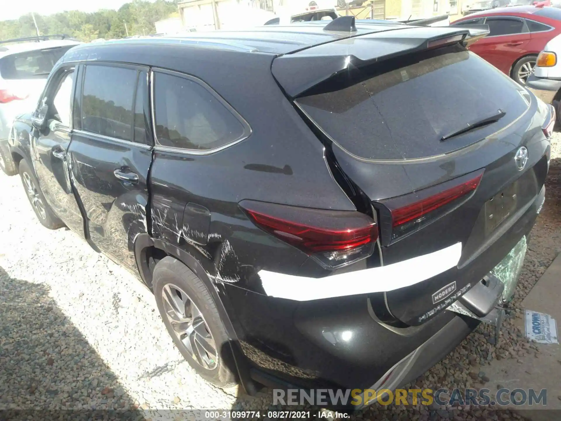 3 Photograph of a damaged car 5TDGZRBH1MS531884 TOYOTA HIGHLANDER 2021