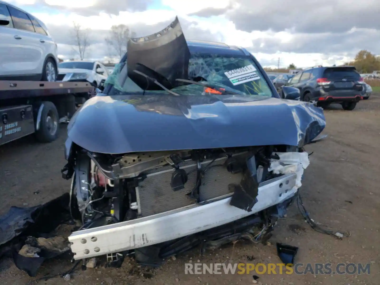 9 Photograph of a damaged car 5TDGZRBH1MS546322 TOYOTA HIGHLANDER 2021