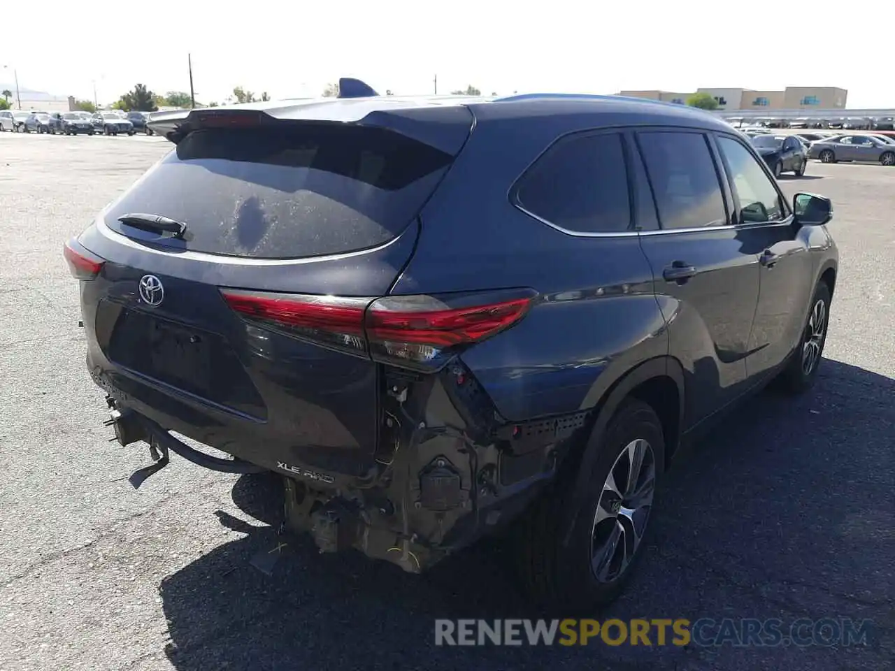 4 Photograph of a damaged car 5TDGZRBH2MS056827 TOYOTA HIGHLANDER 2021