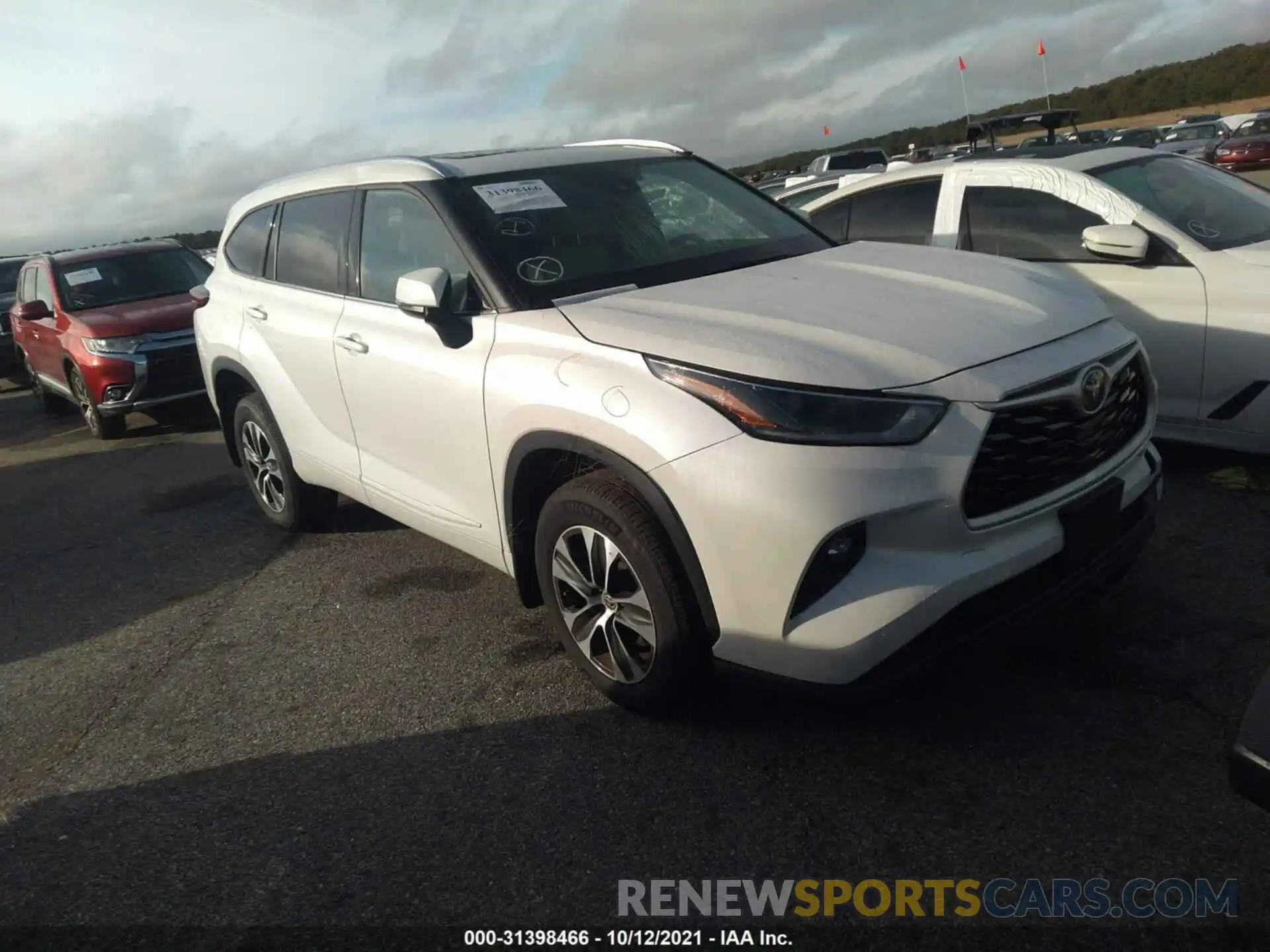 1 Photograph of a damaged car 5TDGZRBH2MS064975 TOYOTA HIGHLANDER 2021