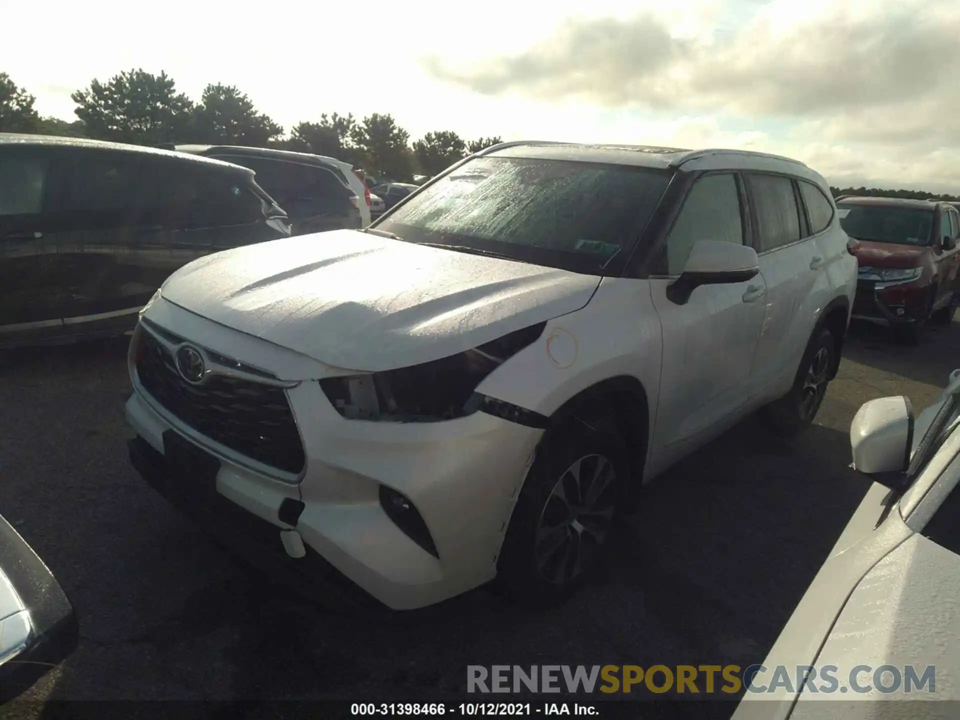 2 Photograph of a damaged car 5TDGZRBH2MS064975 TOYOTA HIGHLANDER 2021