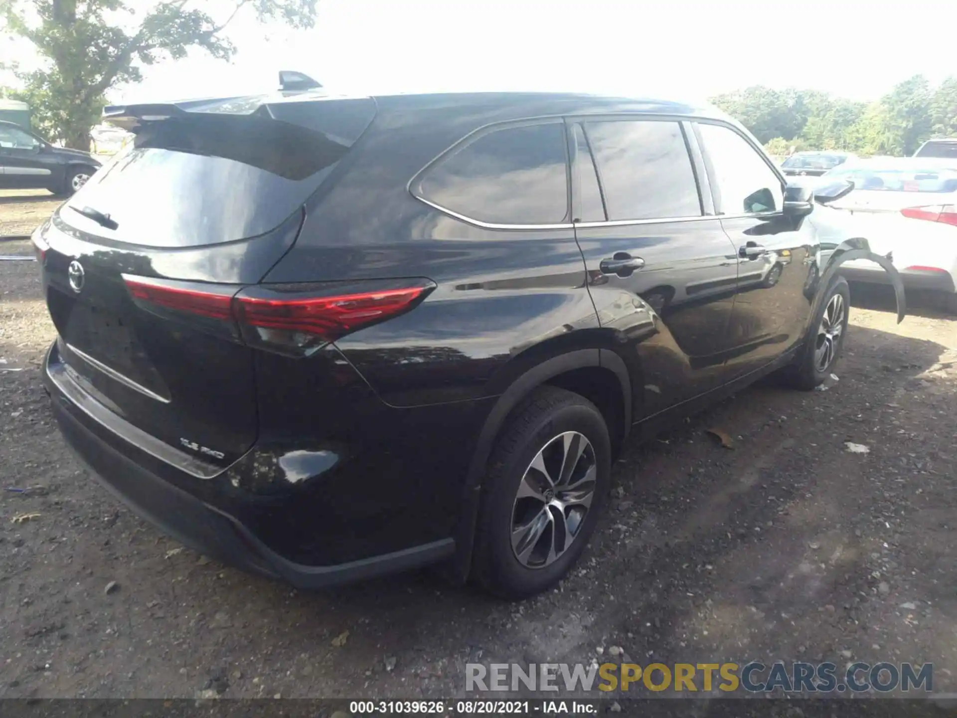 4 Photograph of a damaged car 5TDGZRBH2MS083106 TOYOTA HIGHLANDER 2021