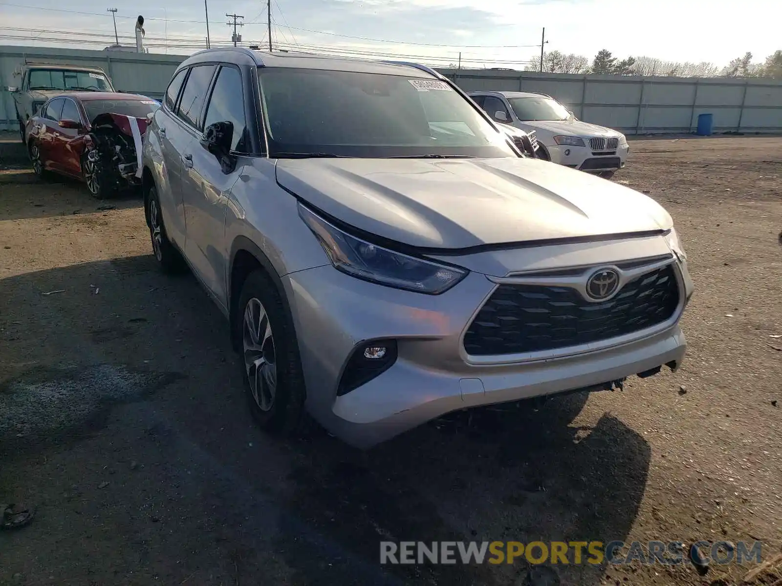 1 Photograph of a damaged car 5TDGZRBH2MS118209 TOYOTA HIGHLANDER 2021