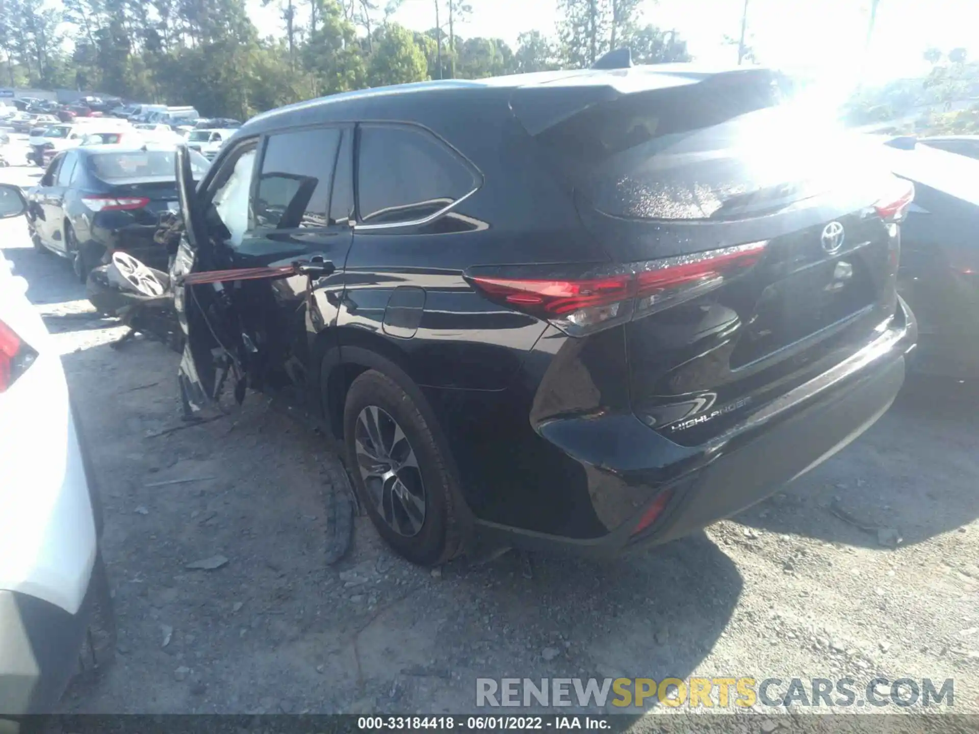 3 Photograph of a damaged car 5TDGZRBH2MS124611 TOYOTA HIGHLANDER 2021