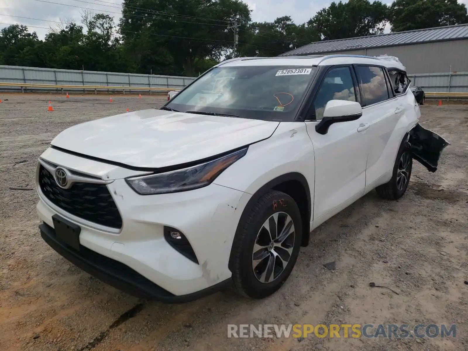 2 Photograph of a damaged car 5TDGZRBH2MS133356 TOYOTA HIGHLANDER 2021