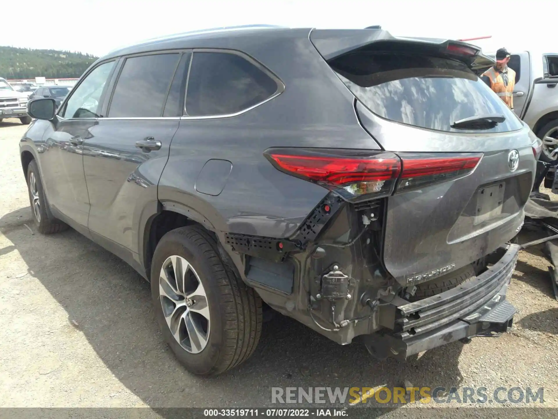 3 Фотография поврежденного автомобиля 5TDGZRBH2MS151646 TOYOTA HIGHLANDER 2021