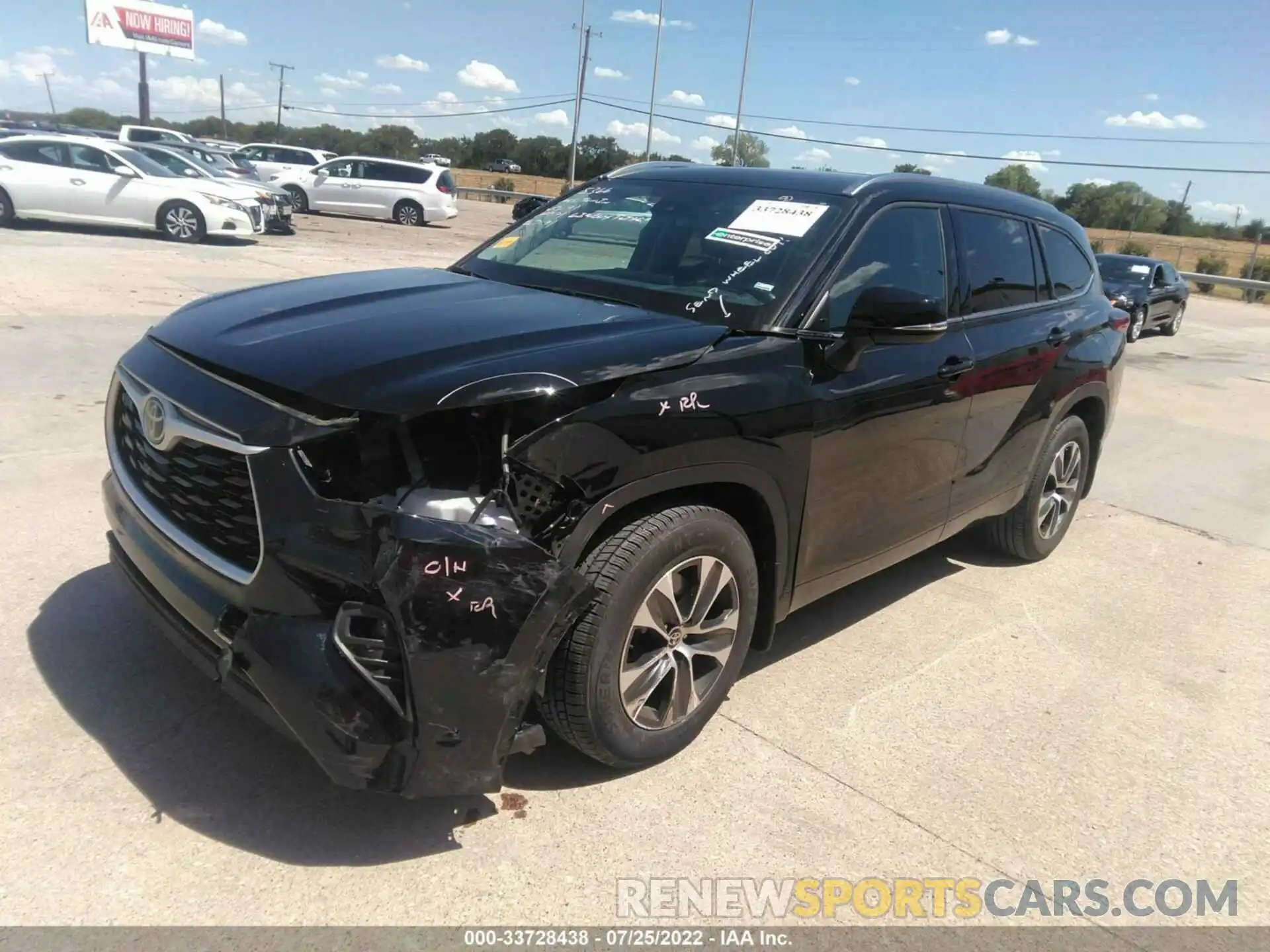 2 Photograph of a damaged car 5TDGZRBH2MS526175 TOYOTA HIGHLANDER 2021