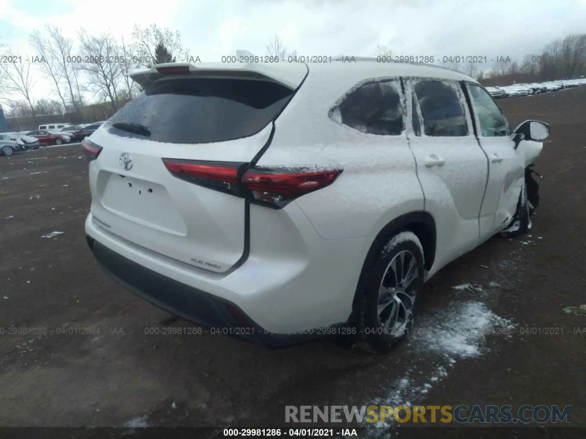 4 Photograph of a damaged car 5TDGZRBH2MS526905 TOYOTA HIGHLANDER 2021