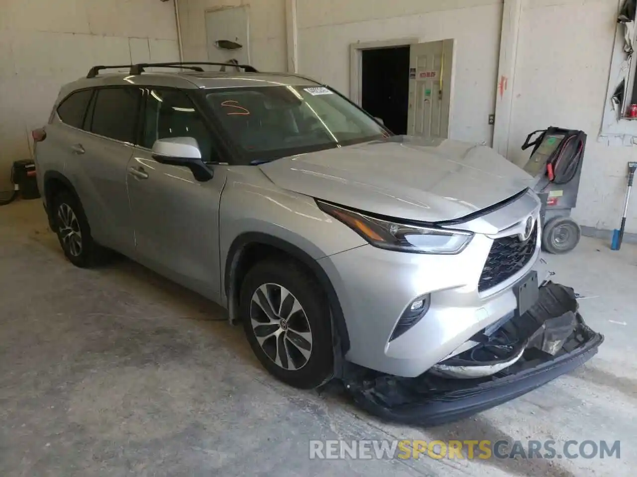 1 Photograph of a damaged car 5TDGZRBH2MS527150 TOYOTA HIGHLANDER 2021