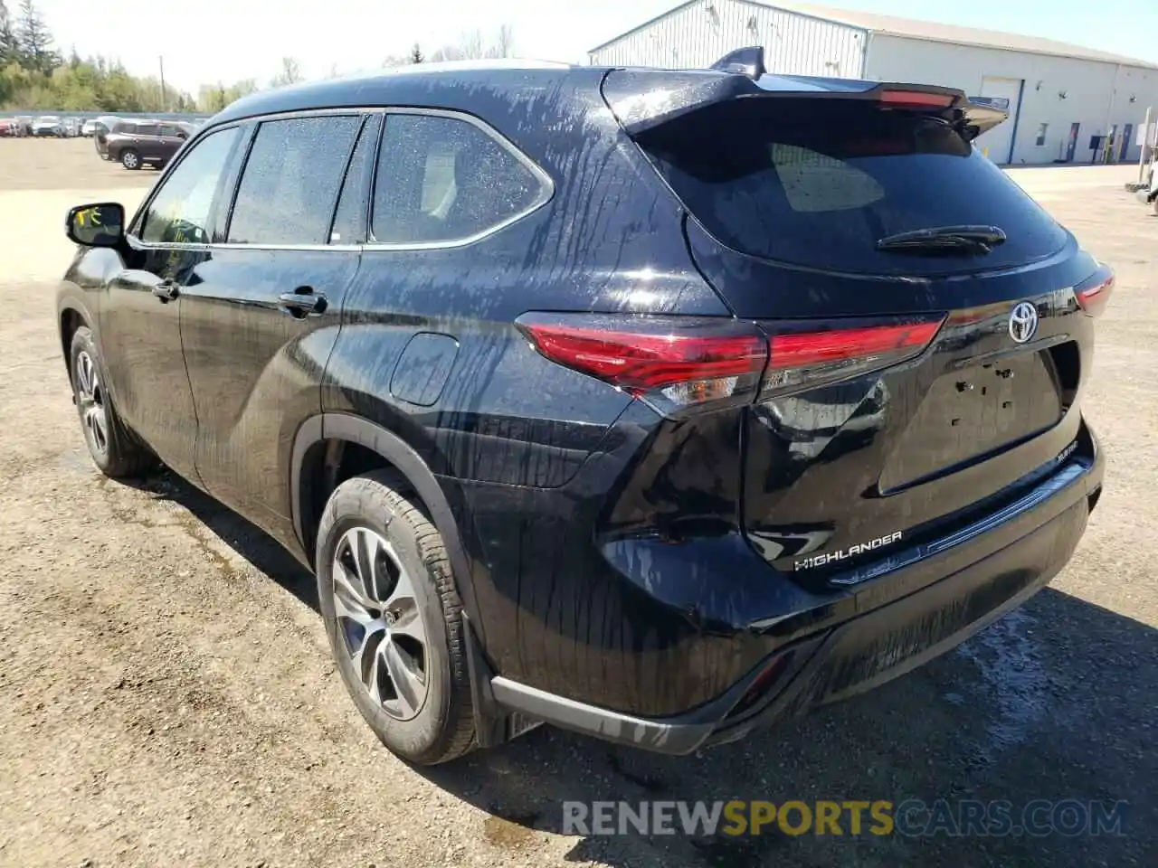 3 Photograph of a damaged car 5TDGZRBH2MS532865 TOYOTA HIGHLANDER 2021