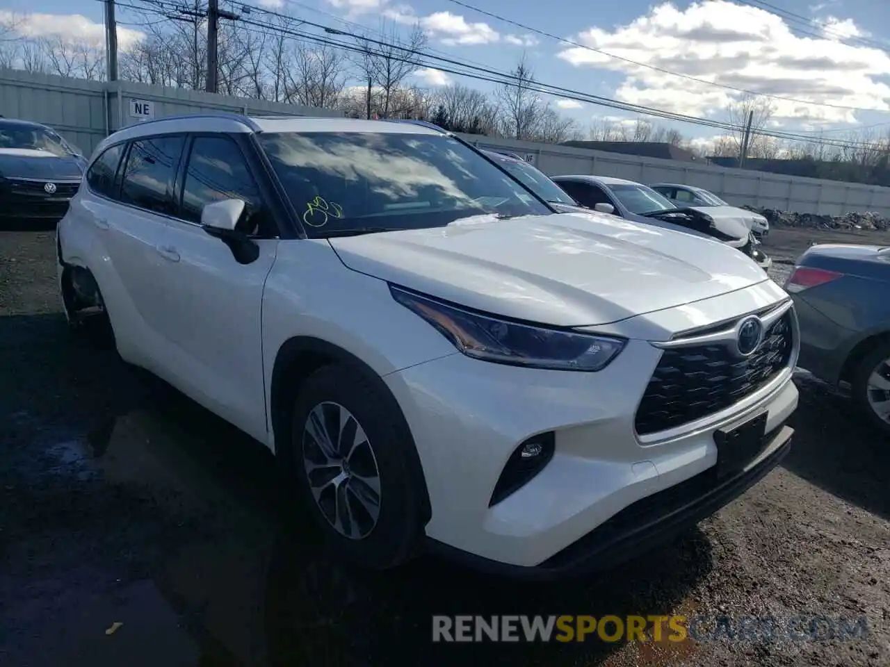 1 Photograph of a damaged car 5TDGZRBH2MS540271 TOYOTA HIGHLANDER 2021