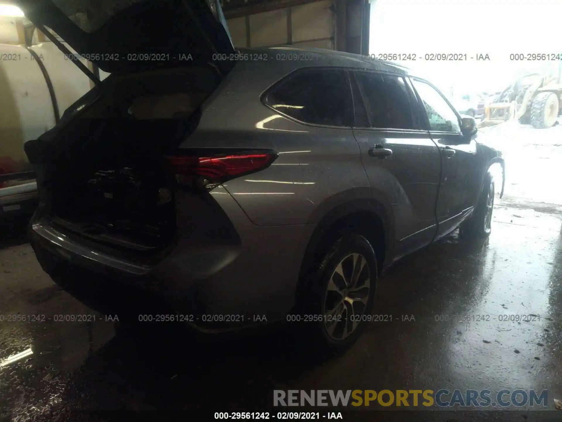 4 Фотография поврежденного автомобиля 5TDGZRBH3MS062619 TOYOTA HIGHLANDER 2021