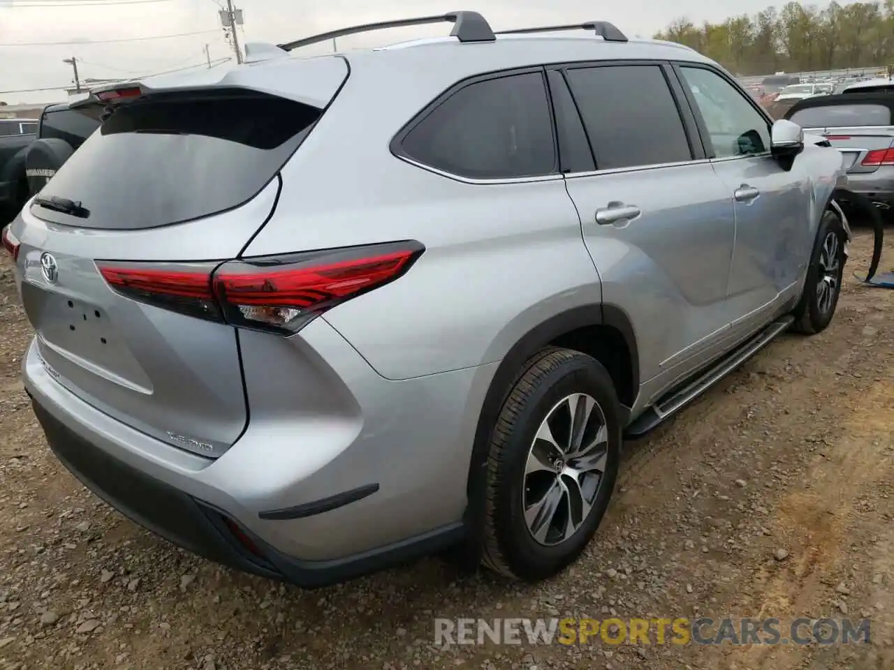 4 Photograph of a damaged car 5TDGZRBH3MS081218 TOYOTA HIGHLANDER 2021