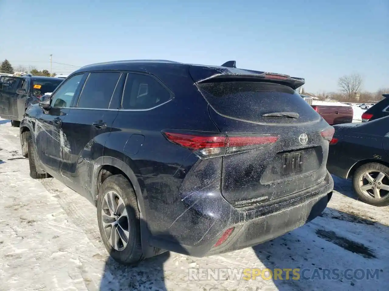 3 Photograph of a damaged car 5TDGZRBH3MS128666 TOYOTA HIGHLANDER 2021