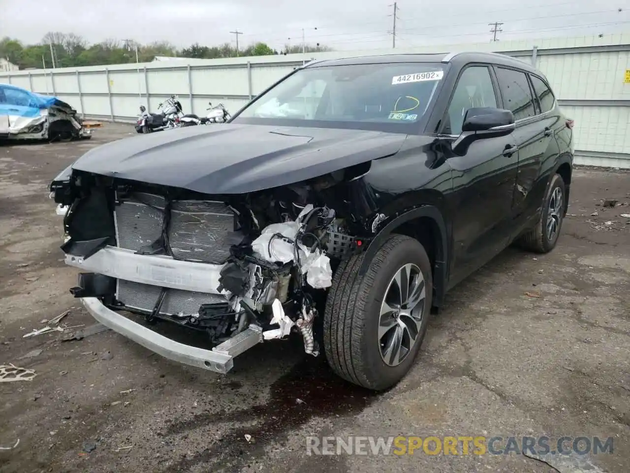 2 Photograph of a damaged car 5TDGZRBH3MS139389 TOYOTA HIGHLANDER 2021