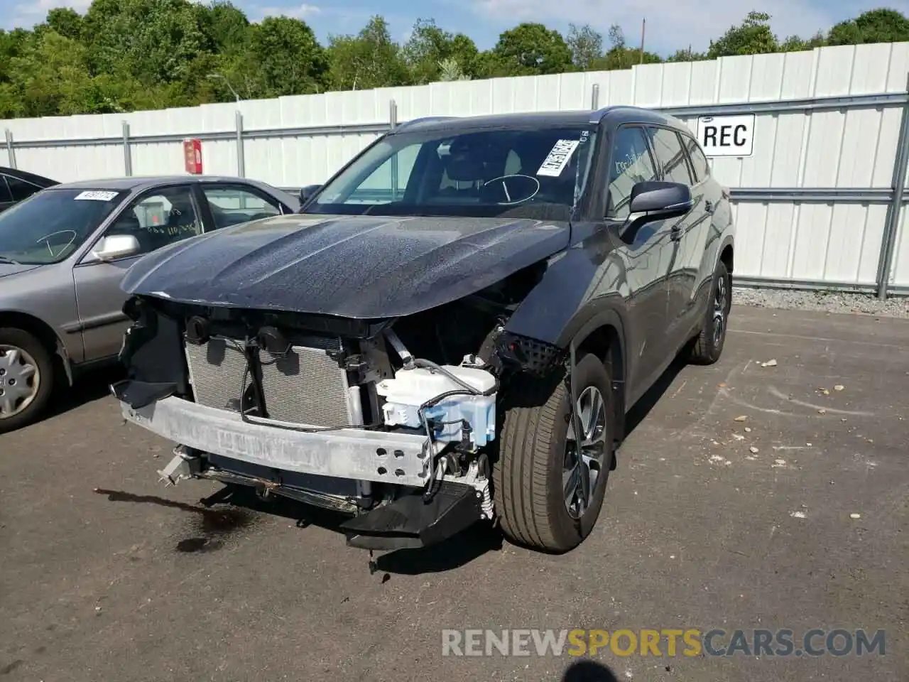 9 Photograph of a damaged car 5TDGZRBH3MS544426 TOYOTA HIGHLANDER 2021