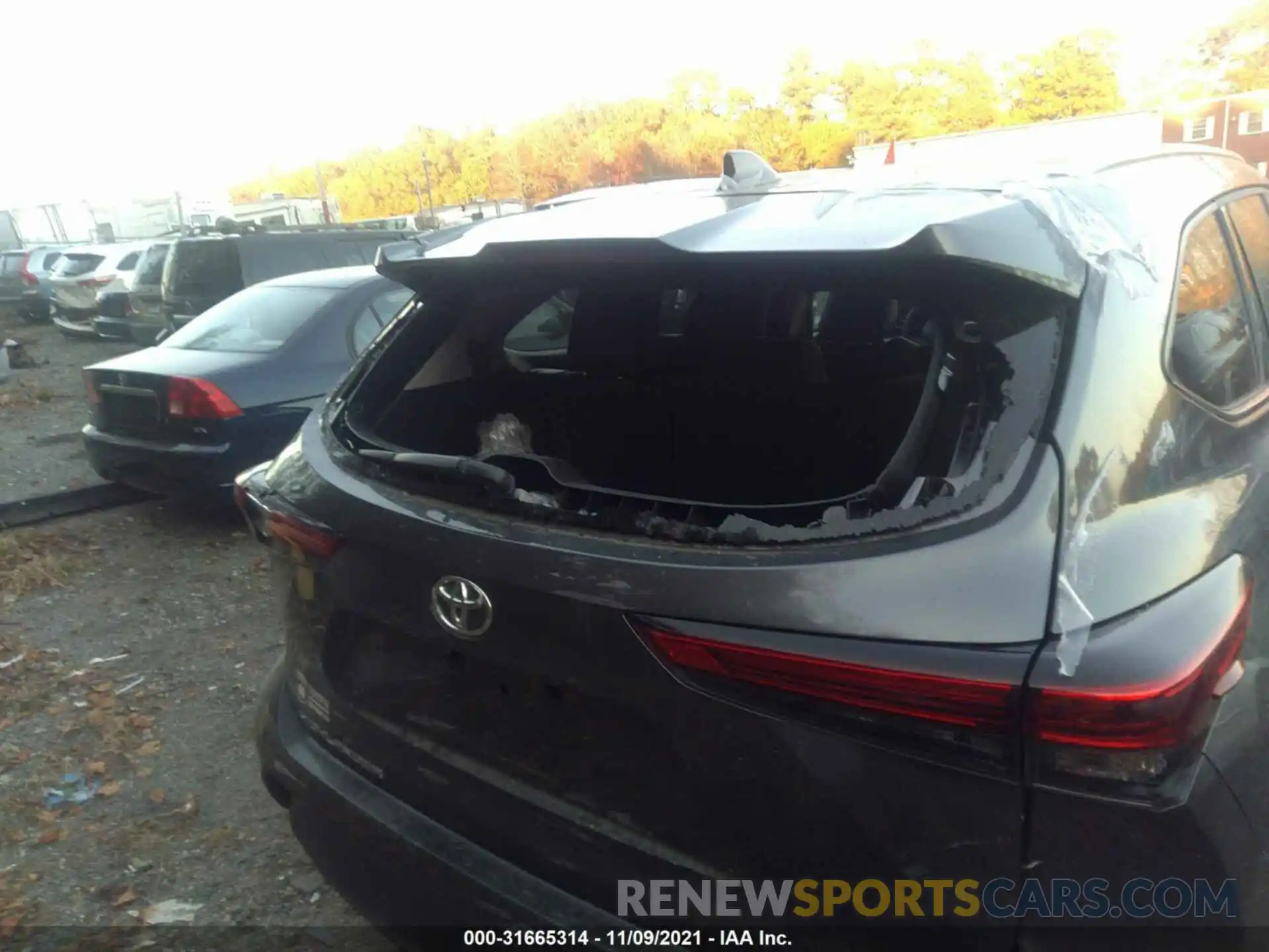 6 Photograph of a damaged car 5TDGZRBH3MS546287 TOYOTA HIGHLANDER 2021