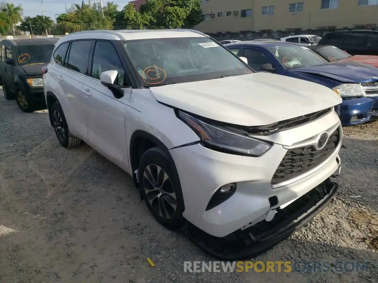 1 Photograph of a damaged car 5TDGZRBH3MS546743 TOYOTA HIGHLANDER 2021