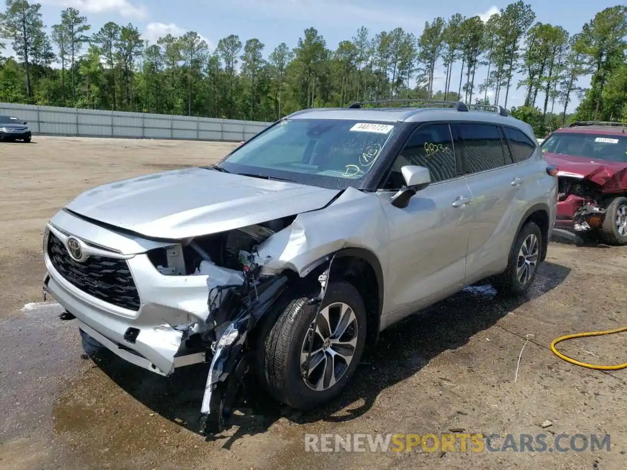 2 Photograph of a damaged car 5TDGZRBH3MS558200 TOYOTA HIGHLANDER 2021