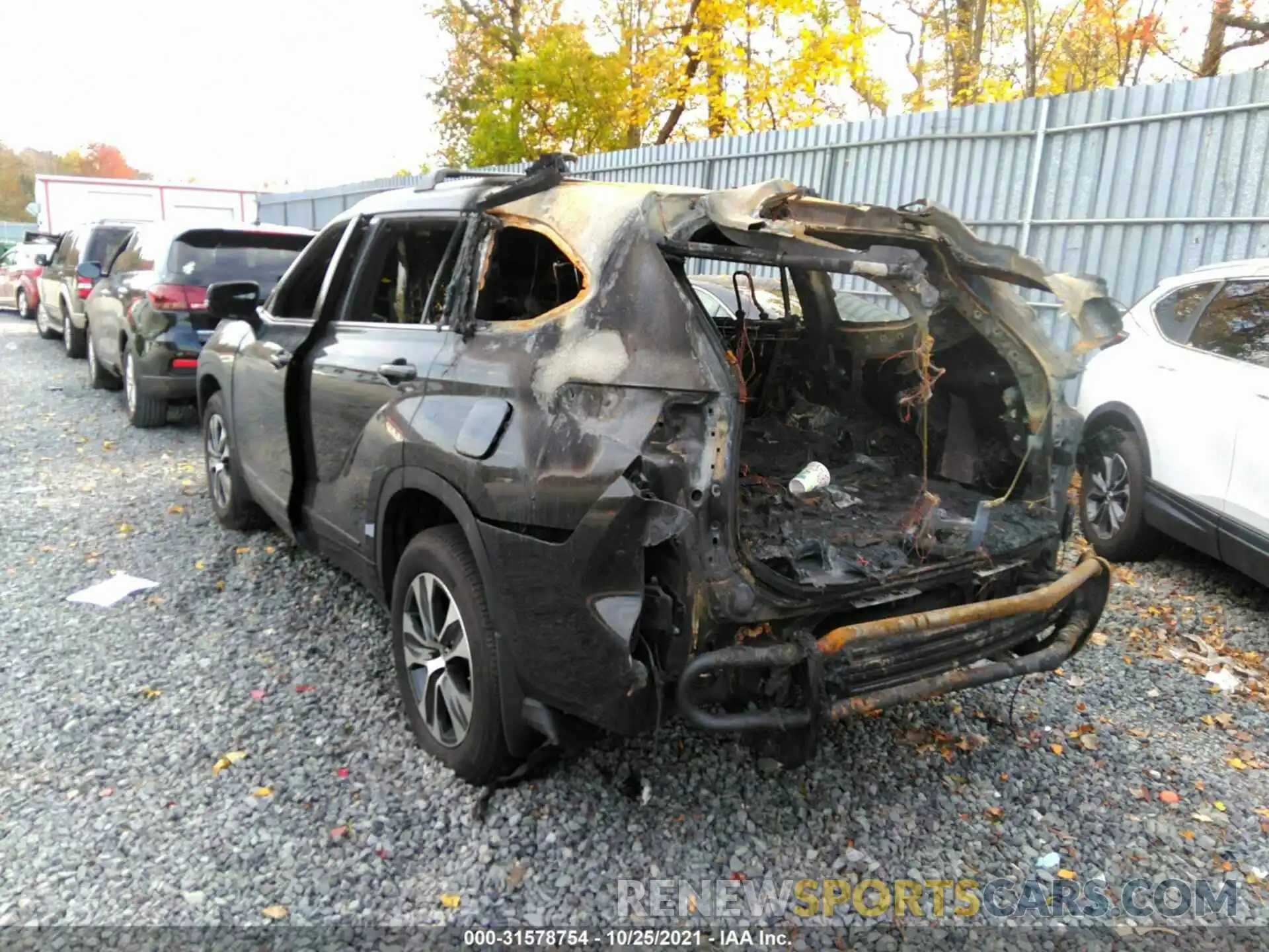 3 Photograph of a damaged car 5TDGZRBH4MS064668 TOYOTA HIGHLANDER 2021