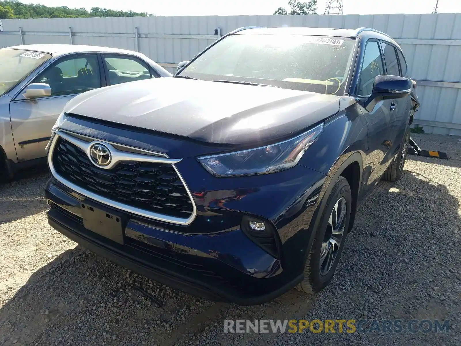 2 Photograph of a damaged car 5TDGZRBH4MS070230 TOYOTA HIGHLANDER 2021