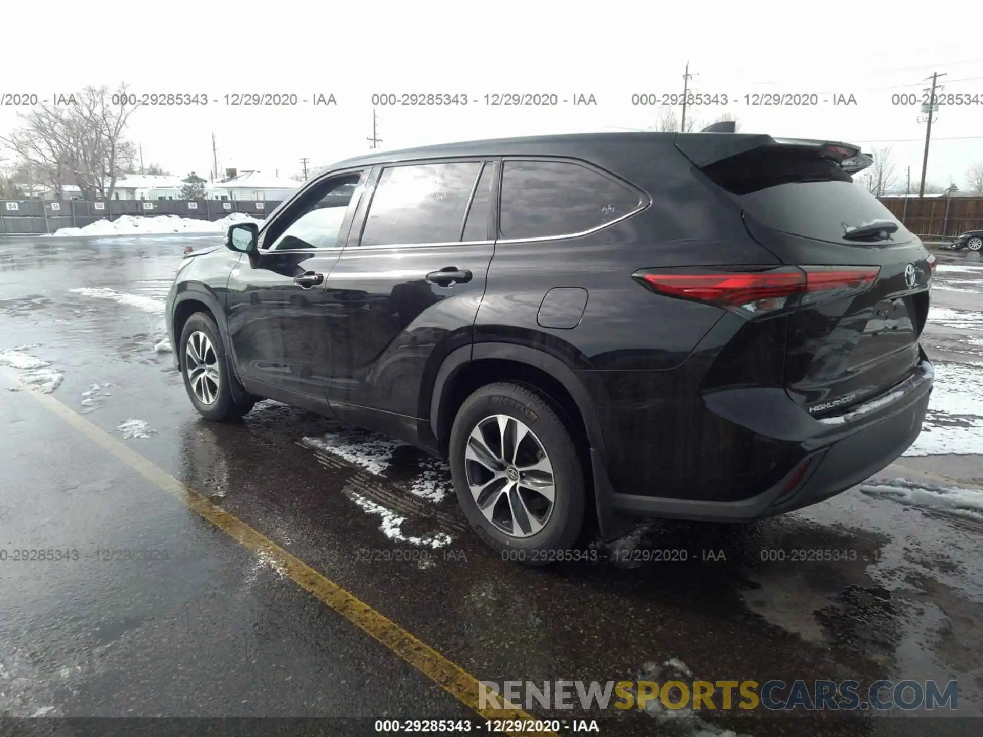 3 Photograph of a damaged car 5TDGZRBH4MS070678 TOYOTA HIGHLANDER 2021