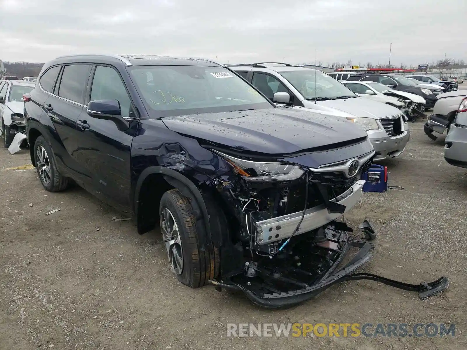 1 Photograph of a damaged car 5TDGZRBH4MS082944 TOYOTA HIGHLANDER 2021