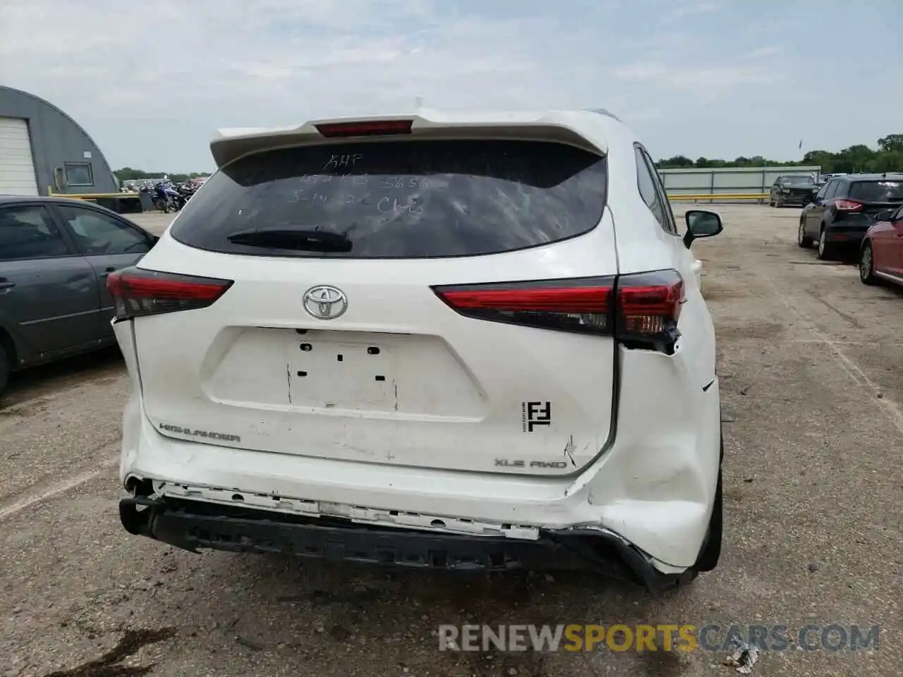 9 Photograph of a damaged car 5TDGZRBH4MS095354 TOYOTA HIGHLANDER 2021